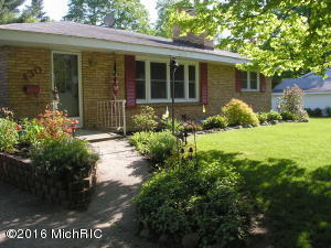 430 E Clinton St, Constantine, MI 49042 photo 24