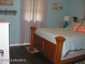 430 E Clinton St, Constantine, MI 49042 photo 14