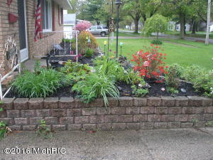 430 E Clinton St, Constantine, MI 49042 photo 25