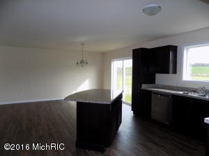 866 E Harmony Dr, Sparta, MI 49345 photo 6