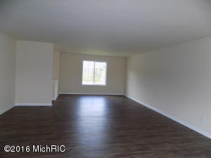866 E Harmony Dr, Sparta, MI 49345 photo 7