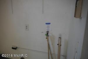 227 12th St, Plainwell, MI 49080 photo 7