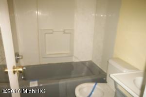 227 12th St, Plainwell, MI 49080 photo 8
