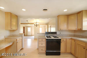 1995 Miriam Rd, Belding, MI 48809 photo 8