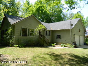 51588 Steininger Rd, Marcellus, MI 49067 photo 1