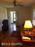 693 Warren St, Marshall, MI 49068 photo 11