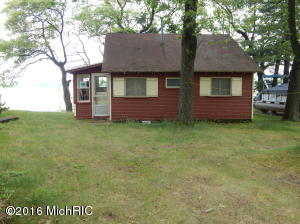 1248 E 88th St, Newaygo, MI 49337 photo 1