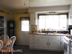 5355 70th Ave, Evart, MI 49631 photo 2