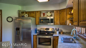 128 Quail Run Rd, Dewitt, MI 48820 photo 4