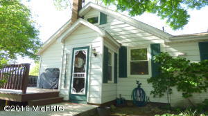 53695 Lawrence Rd, Marcellus, MI 49067 photo 1
