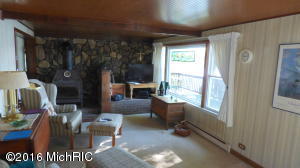 53695 Lawrence Rd, Marcellus, MI 49067 photo 2