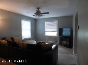 705 W Front, Buchanan, MI 49107 photo 2