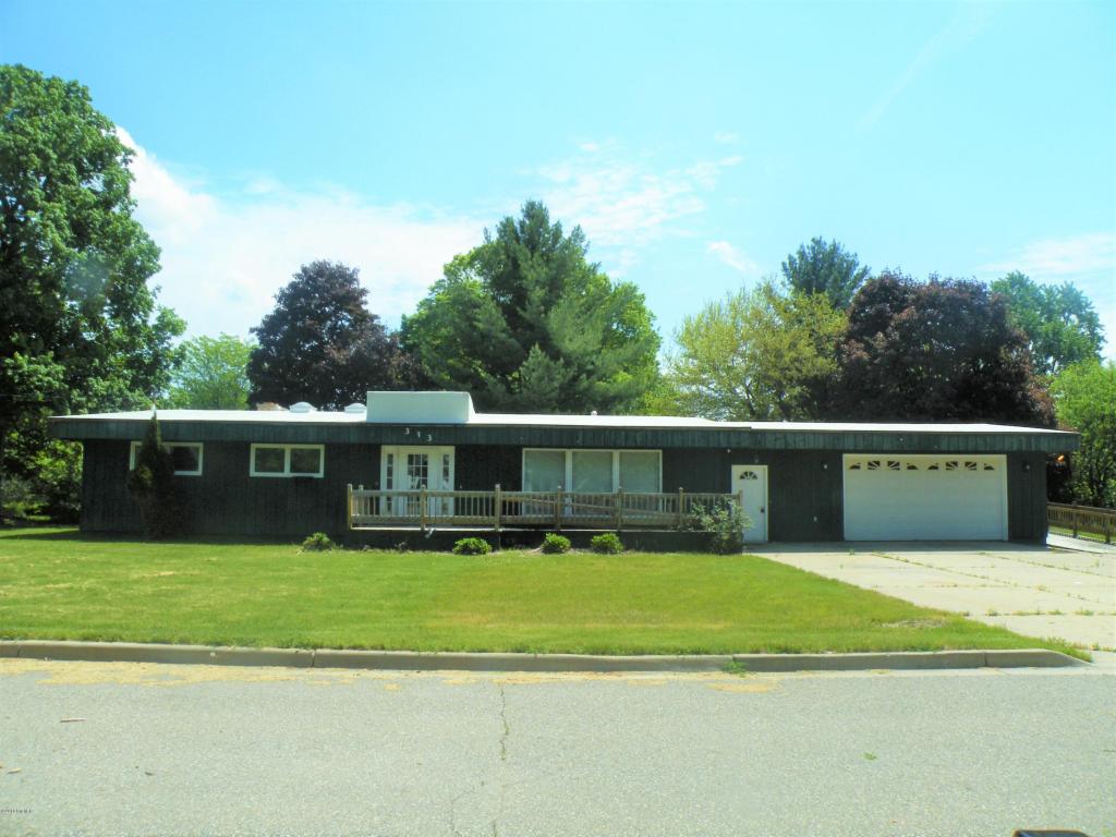 333 S S Ctr, Lowell, MI 49331 photo 15