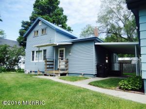 373 Beech St, Freeport, MI 49325 photo 3