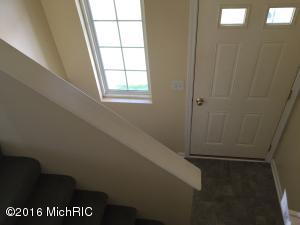 455 White Pine Ct, Belding, MI 48809 photo 8