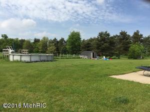455 White Pine Ct, Belding, MI 48809 photo 5