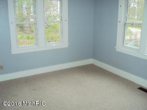 104 E Jefferson St, Cassopolis, MI 49031 photo 8