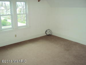 104 E Jefferson St, Cassopolis, MI 49031 photo 5