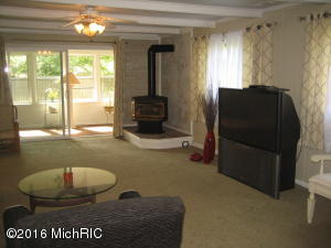 14965 C Dr N, Marshall, MI 49068 photo 3