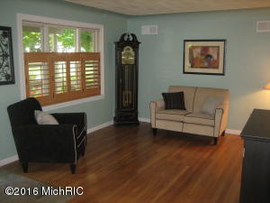 14965 C Dr N, Marshall, MI 49068 photo 2