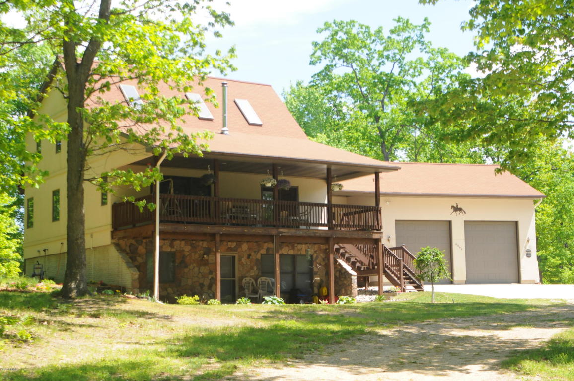6898 E Pierce Rd, Harrison, MI 48625 photo 1