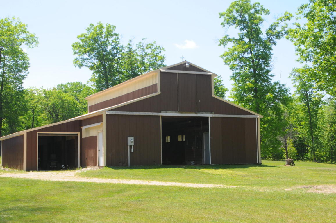 6898 E Pierce Rd, Harrison, MI 48625 photo 10