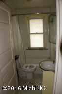 1132 E Newell St, White Cloud, MI 49349 photo 4