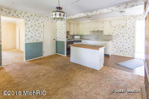 4376 18th St, Dorr, MI 49323 photo 11