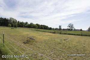 4376 18th St, Dorr, MI 49323 photo 8