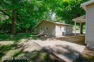 522 Maple St, Three Rivers, MI 49093 photo 17