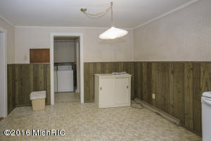 104 W Read St, Marcellus, MI 49067 photo 8