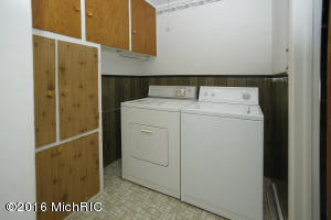 104 W Read St, Marcellus, MI 49067 photo 9