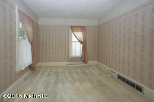 104 W Read St, Marcellus, MI 49067 photo 10