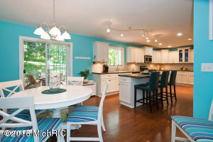 80 S Lake Doster Dr, Plainwell, MI 49080 photo 6
