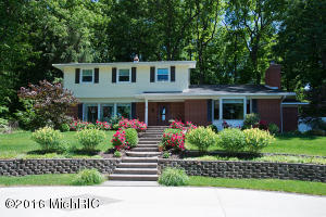 80 S Lake Doster Dr, Plainwell, MI 49080 photo 1