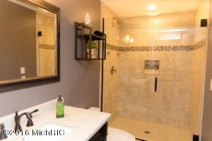 2241 N Johnson, Belding, MI 48809 photo 41