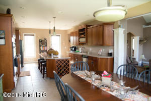 2241 N Johnson, Belding, MI 48809 photo 9