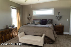 2241 N Johnson, Belding, MI 48809 photo 23