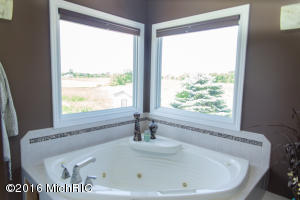 2241 N Johnson, Belding, MI 48809 photo 22