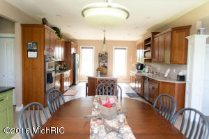 2241 N Johnson, Belding, MI 48809 photo 10