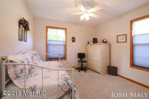 4104 Anthony Ct, Dorr, MI 49323 photo 16