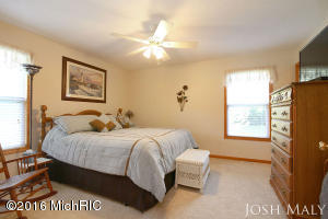 4104 Anthony Ct, Dorr, MI 49323 photo 14