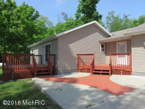 226 S Willowbrook Rd, Coldwater, MI 49036 photo 1