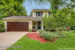 6043 Adacroft Dr SE, Ada, MI 49301 photo 1
