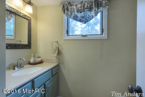 6043 Adacroft Dr SE, Ada, MI 49301 photo 16