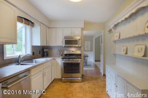 6043 Adacroft Dr SE, Ada, MI 49301 photo 6