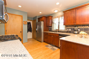11633 Cascade Rd SE, Lowell, MI 49331 photo 22