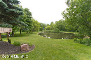 11633 Cascade Rd SE, Lowell, MI 49331 photo 5
