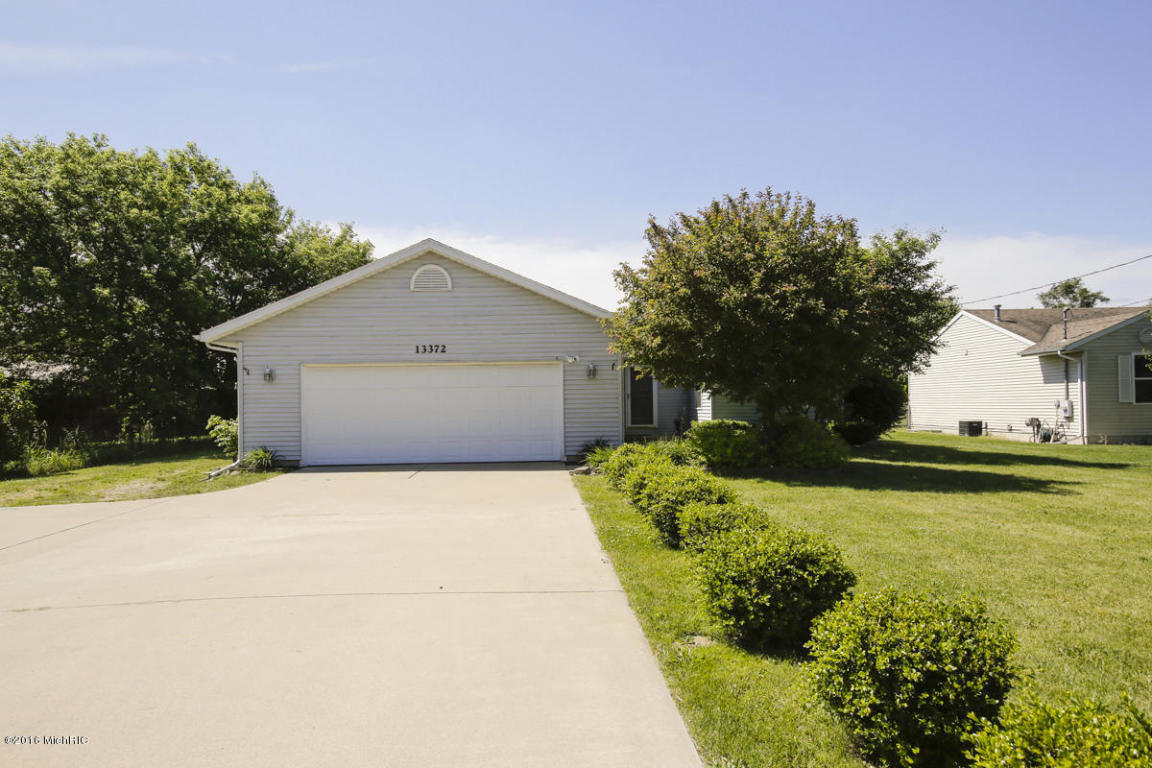 13372 E M-89, Augusta, MI 49012 photo 2