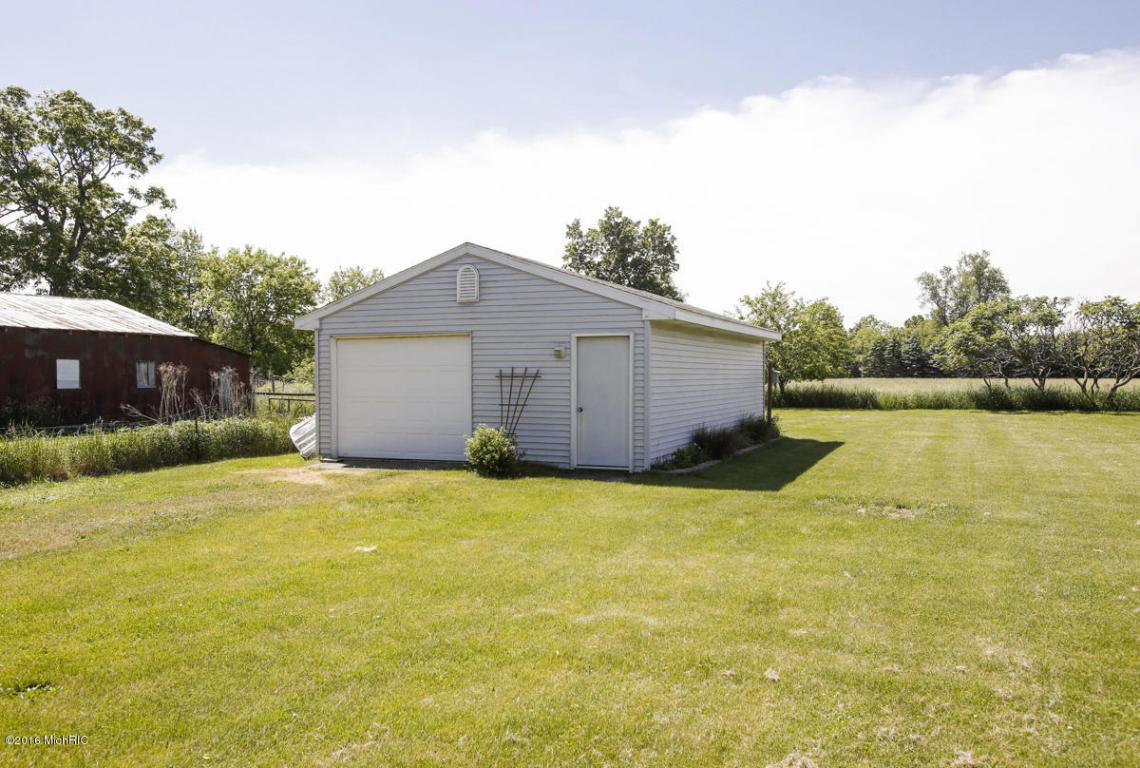 13372 E M-89, Augusta, MI 49012 photo 25